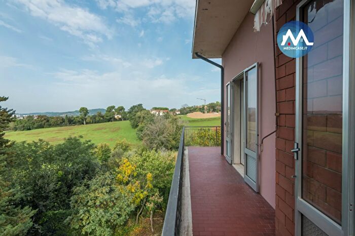 Casa con 6 locali in vendita in Via Marcello Malpighi, Pesaro