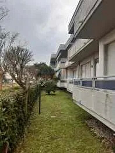 Appartamento con 6 locali in vendita in Via Fossone, Massa