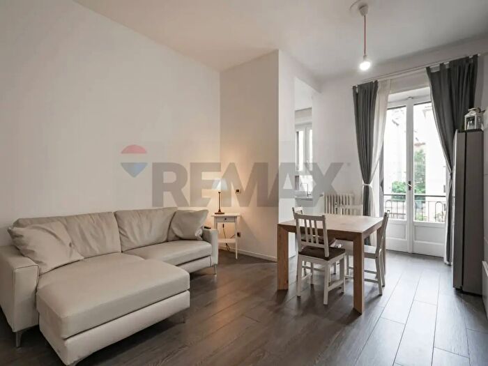 Appartamento trilocale in affitto in Milano
