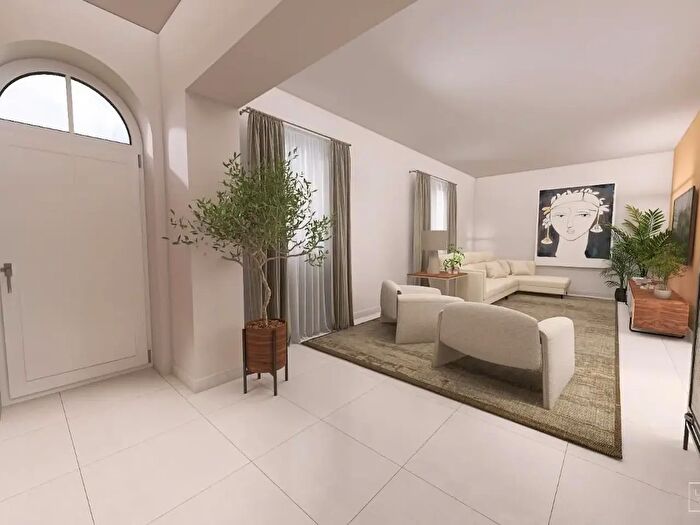 Appartamento con 5 locali in vendita in V Novembre, Cascina