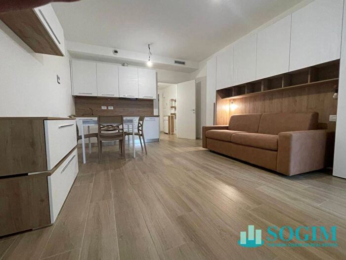 Appartamento monolocale in affitto in VIA BIANCA CEVA, Bisceglie, Milano