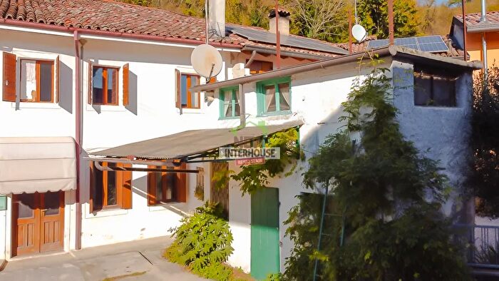 Casa con 6 locali in vendita in Via Angelo dal Mistro b Maniago, Maniago