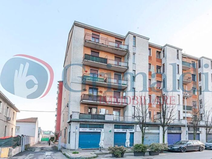 Appartamento bilocale in vendita in Via Gramsci, Cormano