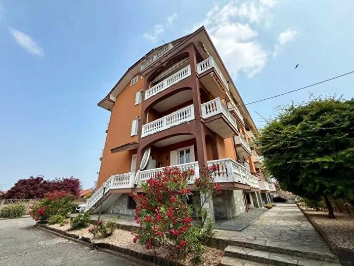 Appartamento quadrilocale in vendita in Via Lovera Carmagnola, Carmagnola