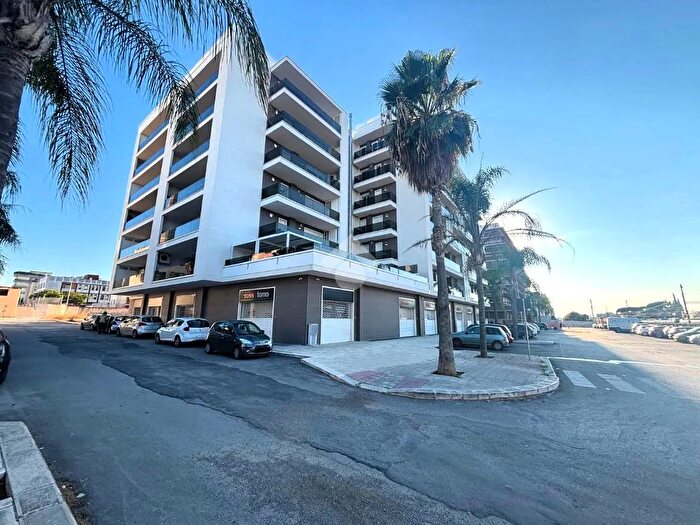 Appartamento quadrilocale in vendita in Via Aldo Mauro Santoro, Molfetta