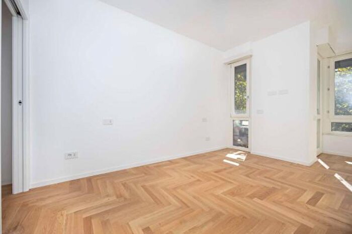 Appartamento bilocale in vendita in Via Melzi dEril, Milano