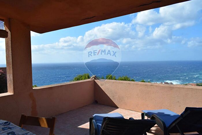 Casa quadrilocale in vendita in Loc Costa Paradiso Via al Mare, Trinità dAgultu e Vignola