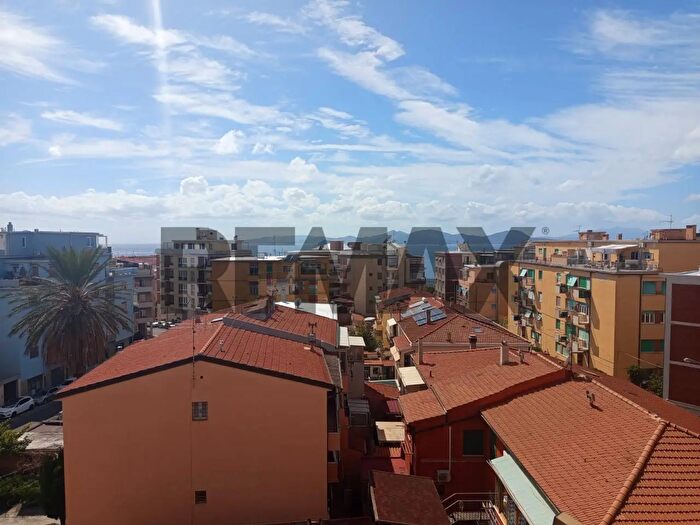 Appartamento con 6 locali in vendita in Piombino