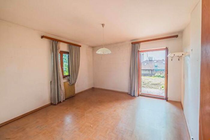 Casa con 6 locali in vendita in Via Gleno, Montagna