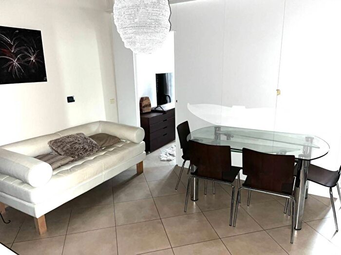 Appartamento bilocale in affitto in Via Giuseppe Garibaldi, Centro, Schio