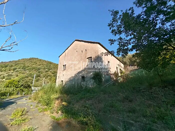 Casa con 5 locali in vendita in Via Campomarzio a, Varazze