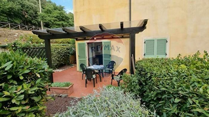 Appartamento monolocale in vendita in Monteverdi Marittimo