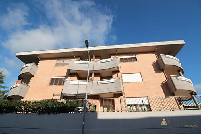 Appartamento trilocale in vendita in Via Vittorio Bachelet, Canino