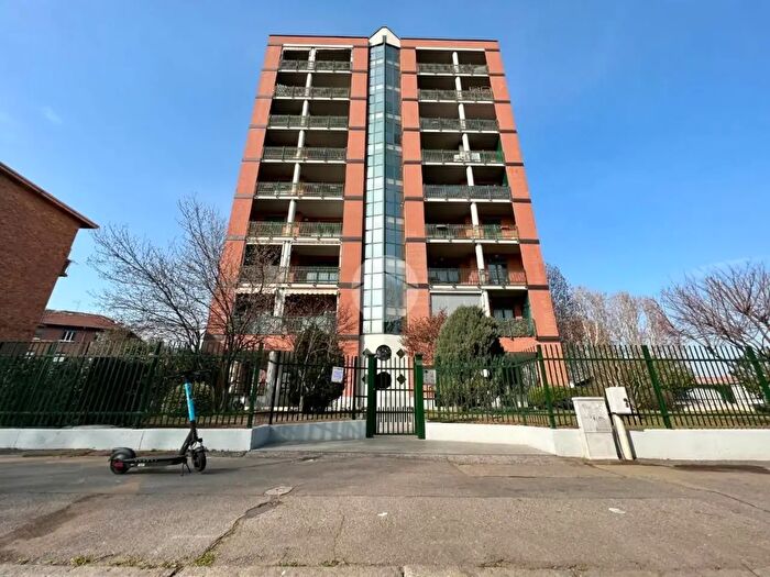 Appartamento trilocale in vendita in Corso Potenza, Torino