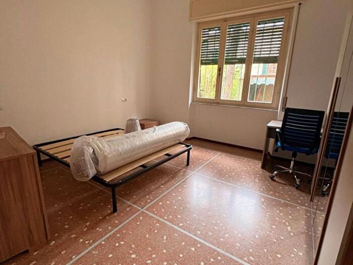 Appartamento con 5 locali in affitto in Via Rustichello da Pisa, Santa Maria, Pisa