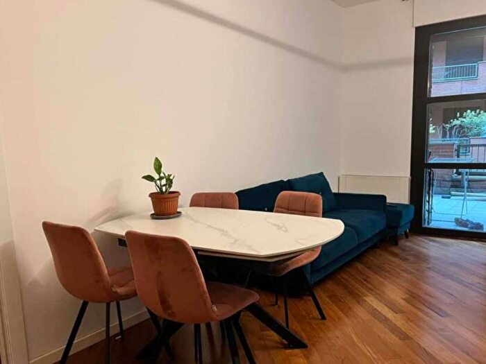 Appartamento bilocale in affitto in Via Gianfranco Zuretti, Cascina dei Pomi, Milano