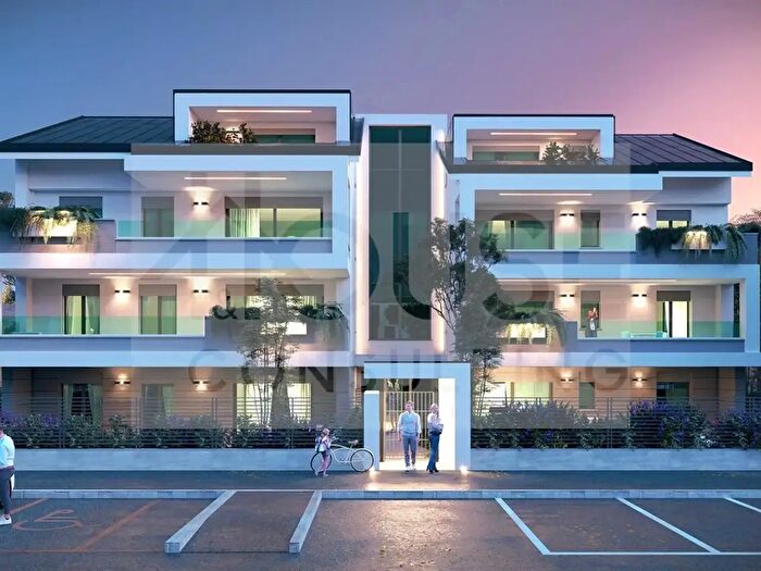 Appartamento trilocale in vendita in Via Andrea Doria, Villasanta