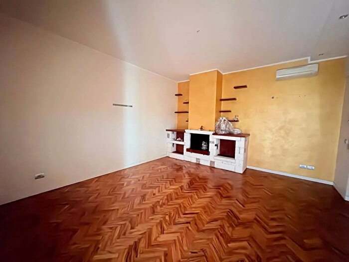 Casa con 9 locali in vendita in Cervia