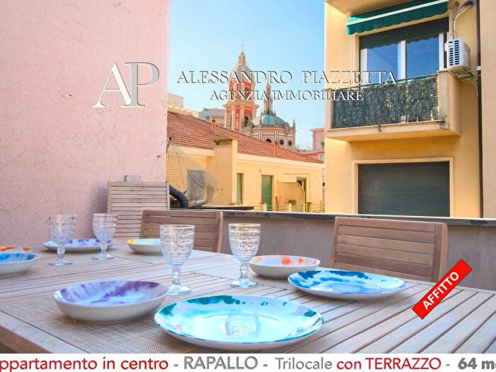 Appartamento trilocale in affitto in Centro Storico, Rapallo