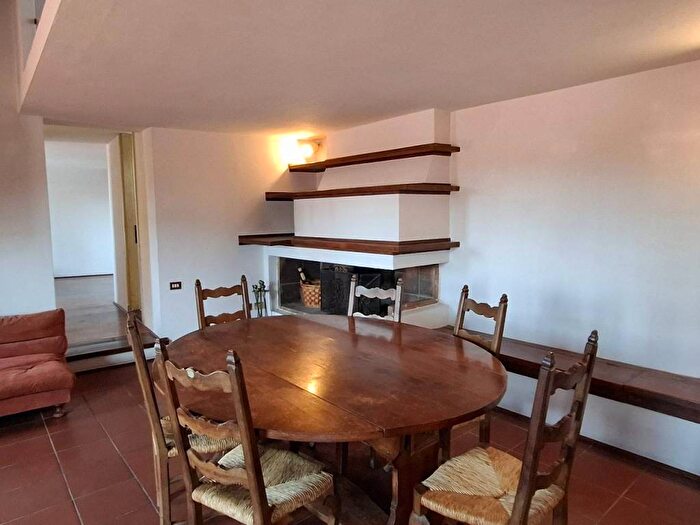 Casa trilocale in affitto in Piazza Mercatale, Centro Storico Duomo, Prato