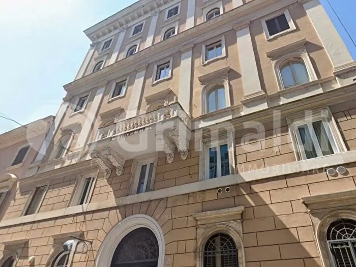 Appartamento bilocale in affitto in Via Palestro, Roma