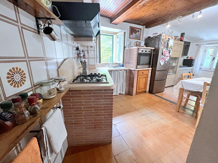 Appartamento con 5 locali in vendita in Stazzema