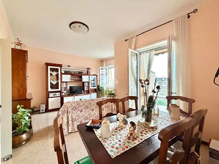 Appartamento quadrilocale in vendita in Via Cristofori, Viterbo