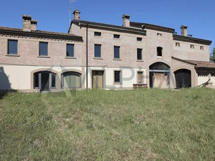 Casa trilocale in vendita in Via dei Cavi, Carpi