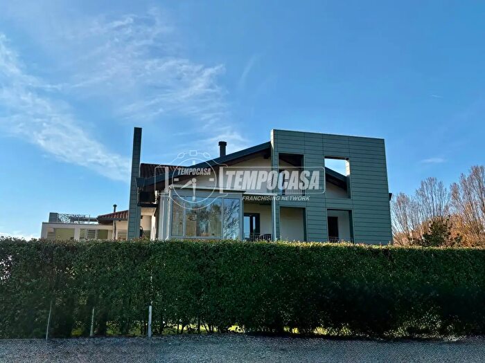 Appartamento con 7 locali in vendita in Via Grugliasco, Rivalta Di Torino