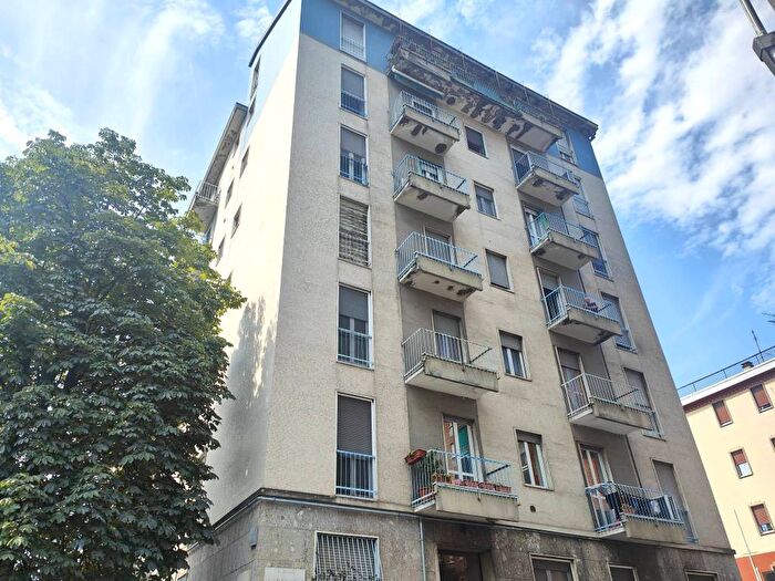 Appartamento bilocale in affitto in Via Flumendosa, Crescenzago, Milano