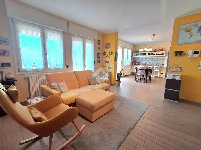 Appartamento trilocale in vendita in Via Italo Focherini, Sorbolo Mezzani