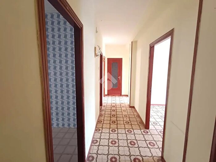 Appartamento quadrilocale in vendita in Via Guadagna, Palermo