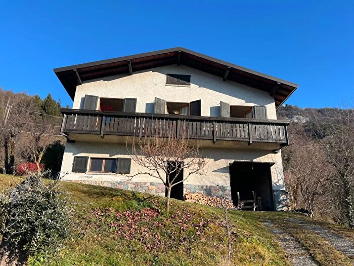 Casa con 5 locali in vendita in Via Antonio Gramsci, Sovere