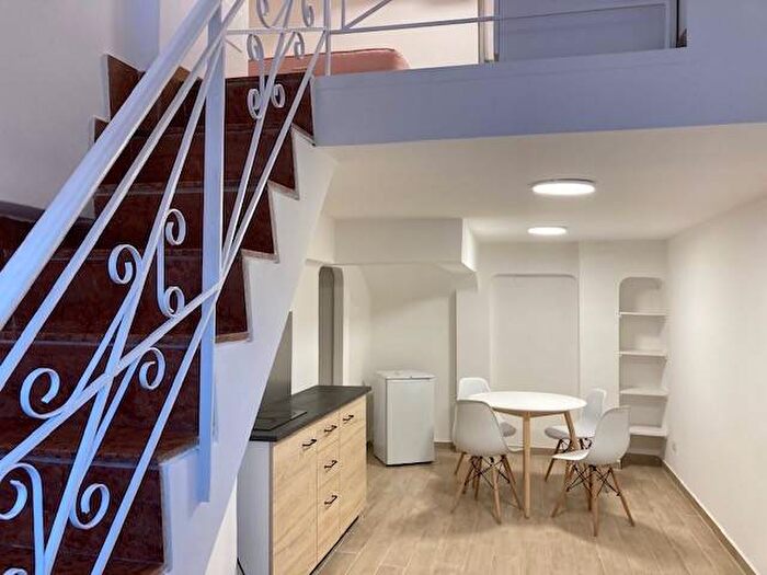 Appartamento bilocale in affitto in Via San Godenzo, Cassia San Godenzo, Roma