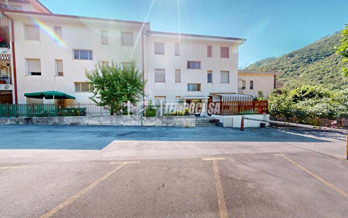 Appartamento bilocale in vendita in Via Nazionale, Ortovero