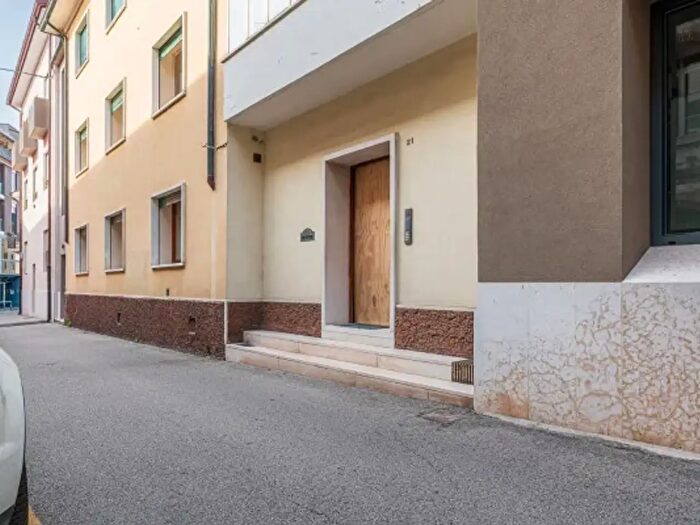 Appartamento quadrilocale in vendita in Via Mure del Bastion, Bassano Del Grappa