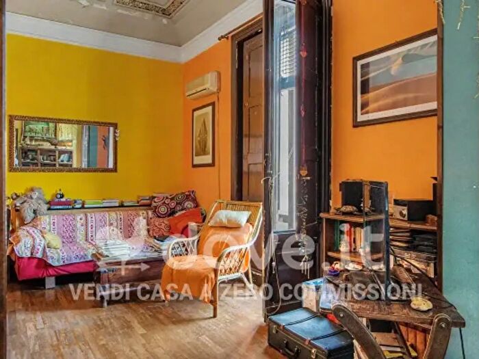 Appartamento trilocale in vendita in Via Nino Martoglio, Catania