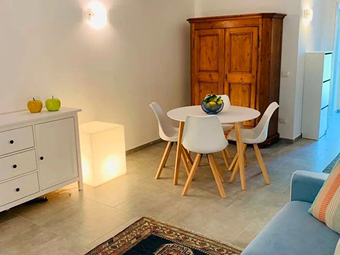 Appartamento monolocale in affitto in Fosdinovo