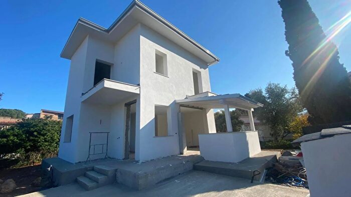 Casa con 5 locali in vendita in Via Pioppi Carini Palermo, Carini