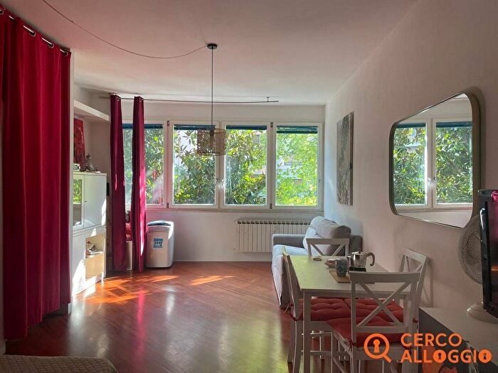 Appartamento monolocale in affitto in Viale Antonio Gramsci, Stazione Centrale, Pisa