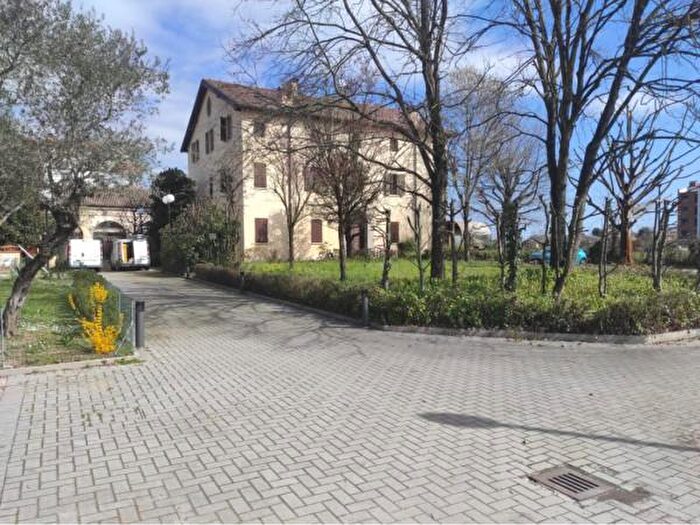 Appartamento quadrilocale in vendita in Mirandola