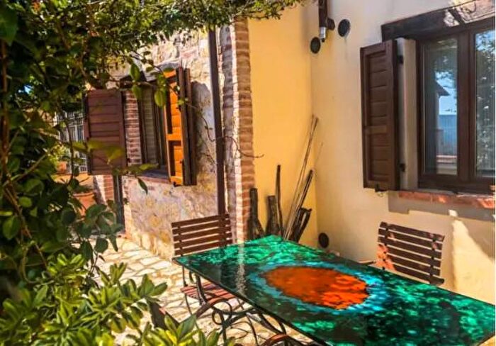 Casa bilocale in vendita in Via Tuderte, Collazzone