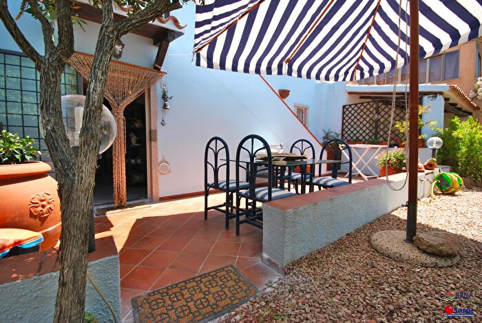 Appartamento monolocale in vendita in Via Nettuno, Aglientu