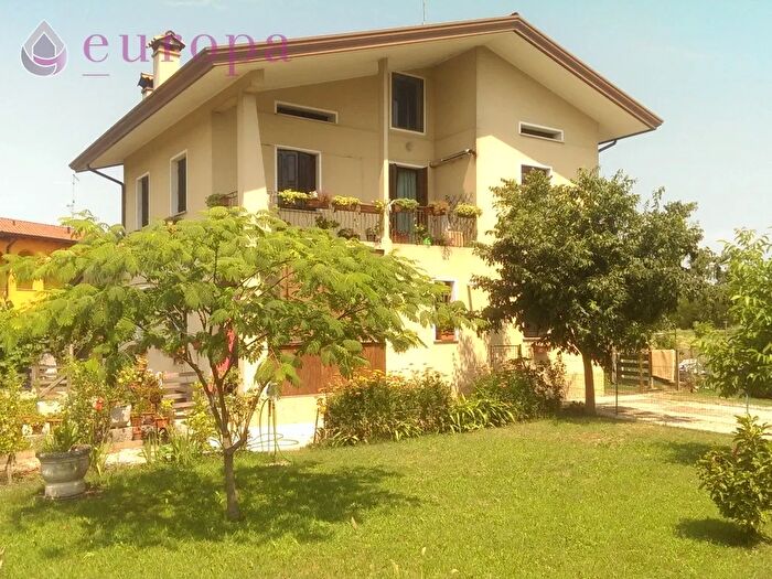 Casa con 5 locali in vendita in Via Ramuscellutto, Sesto Al Reghena