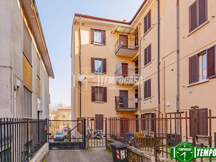 Appartamento bilocale in vendita in Via Francesco Lomonaco, Pavia