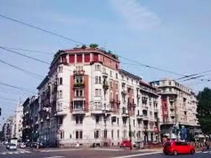 Appartamento trilocale in vendita in Viale Abruzzi, Milano