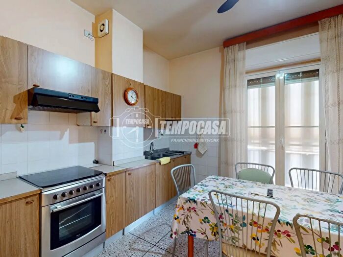 Appartamento con 5 locali in vendita in Via Palmiro Togliatti, Torino