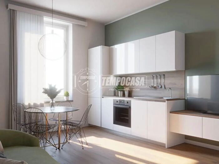 Appartamento bilocale in vendita in Via Musinè, Torino