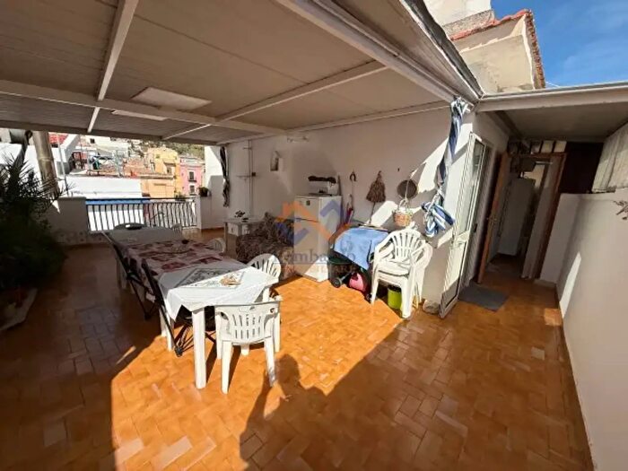 Appartamento con 6 locali in vendita in Piazza Giacomo Matteotti, Castellammare Del Golfo