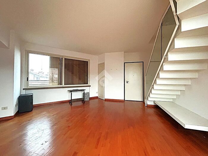 Appartamento quadrilocale in vendita in Via Le Murie, Crema